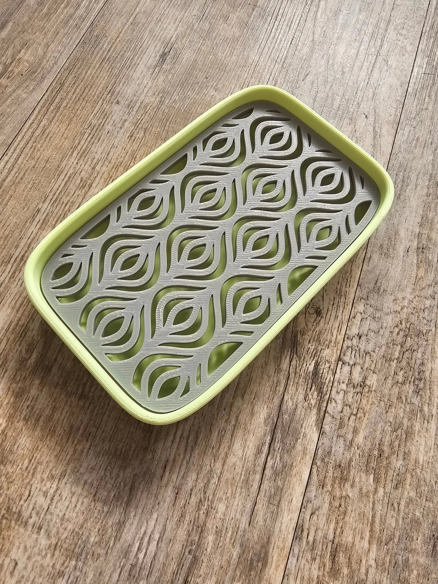 Lime & Stone Leaf Soap Dish - Quick Drying 3D Printed Soap Saver for Bathroom, Kitchen by Main Street Collective