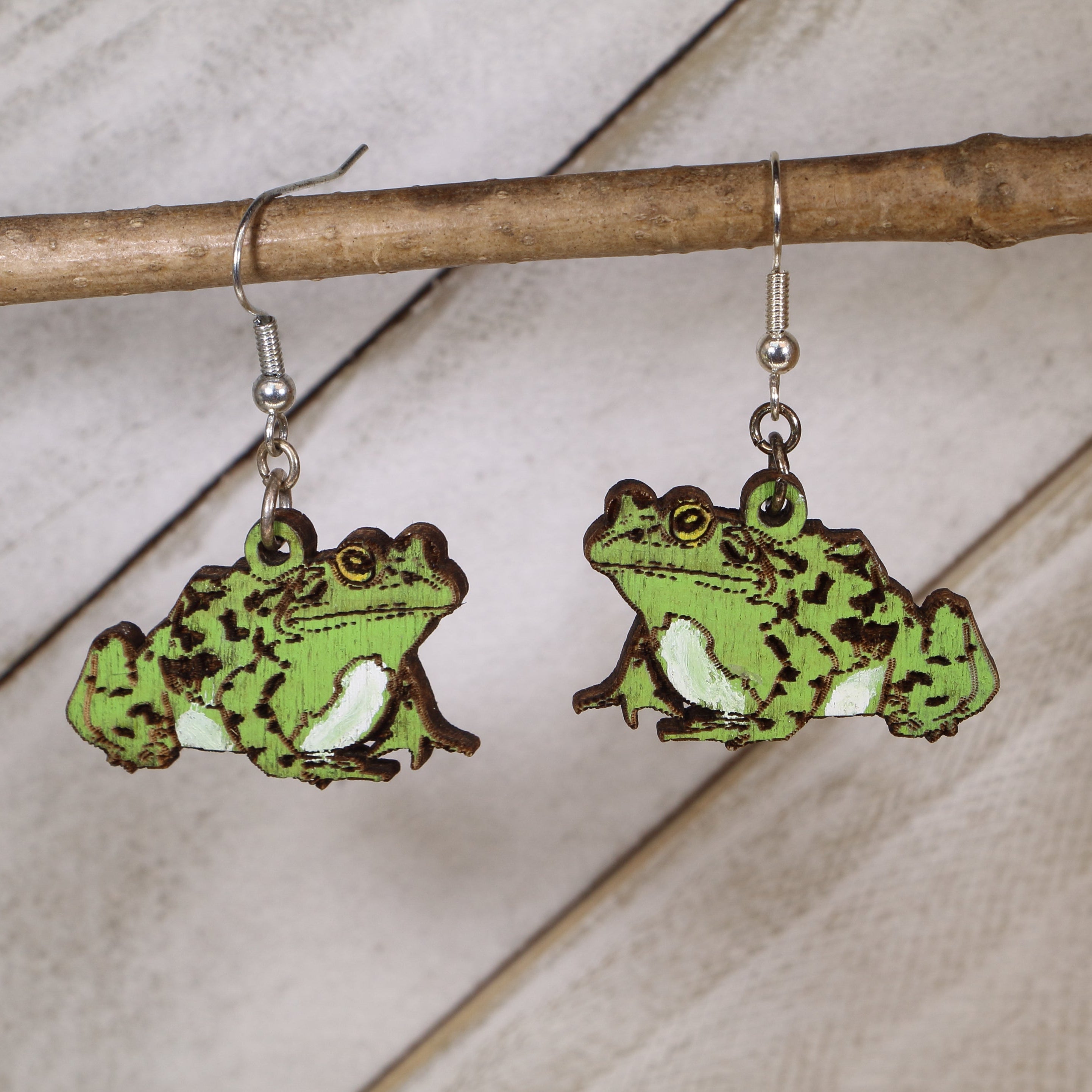 Realistic Toad Wooden Dangle Earrings | Nature Amphibian Jewelry