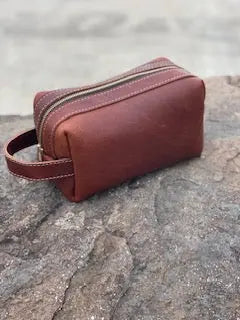 Regular Dop's by Kw Leatherworks, handmade leather goods detail photo 8