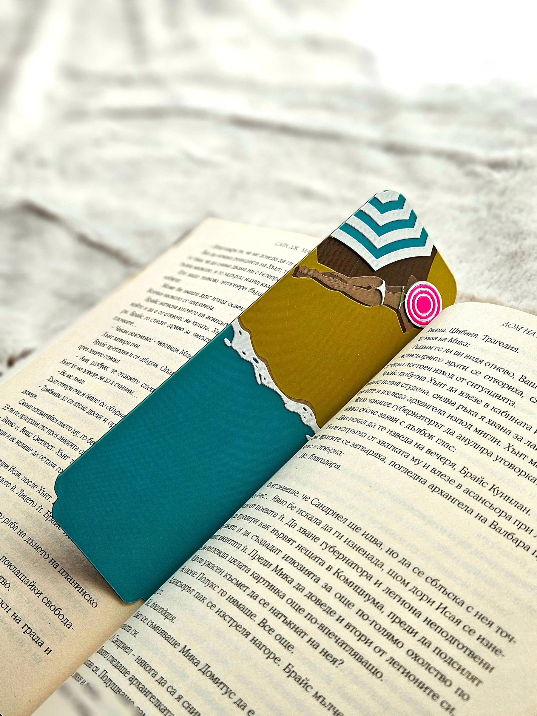 Seaside Siesta Bookmark – Beach Umbrella Ocean Summer Bookmark by The Tween Space, paper gift detail photo 3