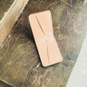 The Kingston by Harland Handmade USA, handmade leather goods detail photo 6