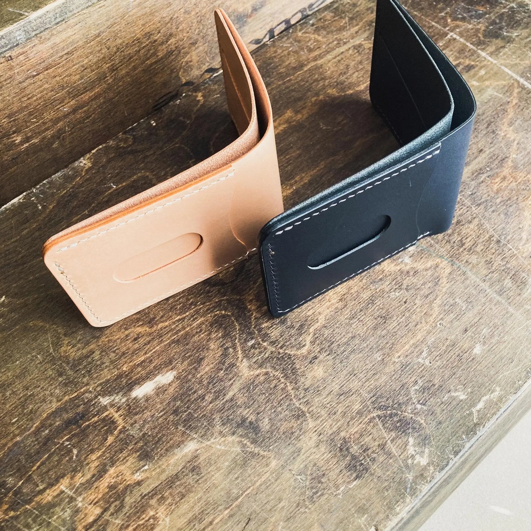 The Kingston by Harland Handmade USA, handmade leather goods detail photo 8