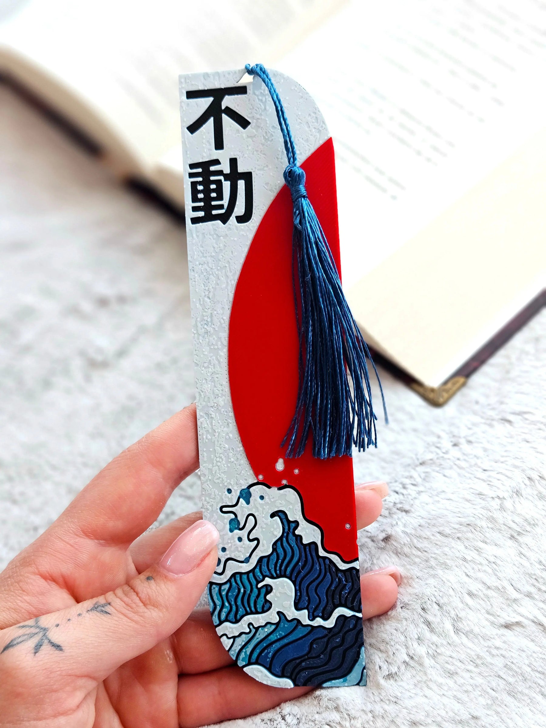 Unshakable Bookmark – Japanese Wave & Red Sun Kanji Bookmark by The Tween Space, paper gift detail photo 3