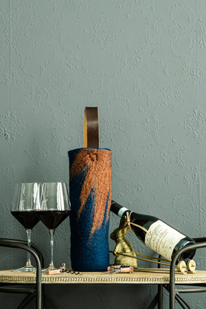 The Leah handcrafted wool wine carrier by Comfy Bear Home - additional view 2