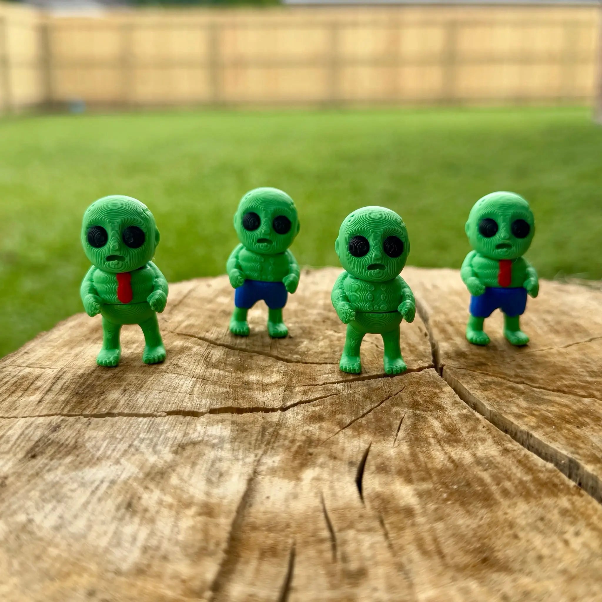 Green Zombie Figures on Wood Stump | Halloween Toys | 3D Printed Decor