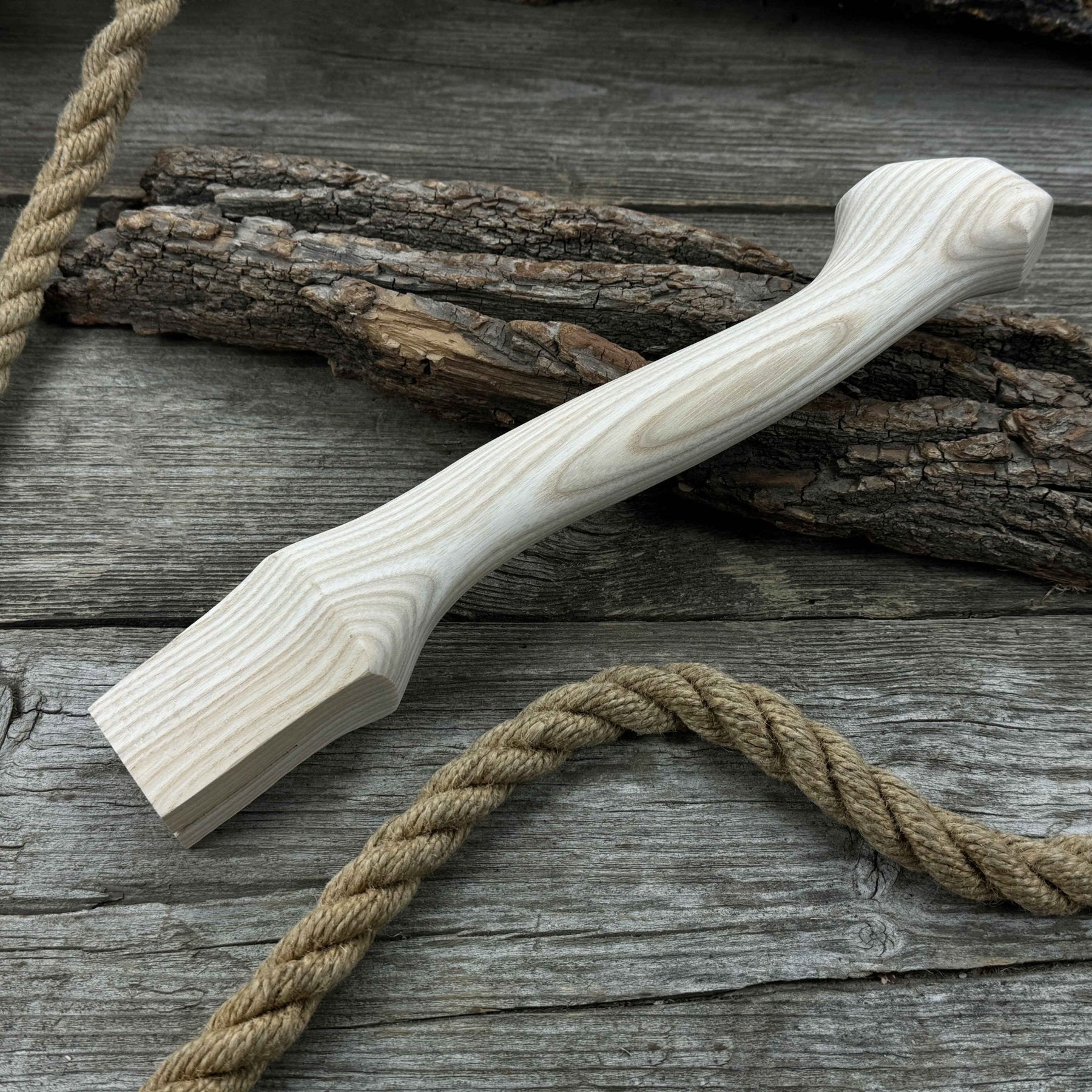 Ash Wood Axe Handle with Red Oak Wedges, 33 cm (12.99 inches)