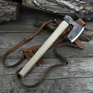 Carpenter’s Axe with Leather Shoulder Sheath, 0.84 kg (1.85 lb)