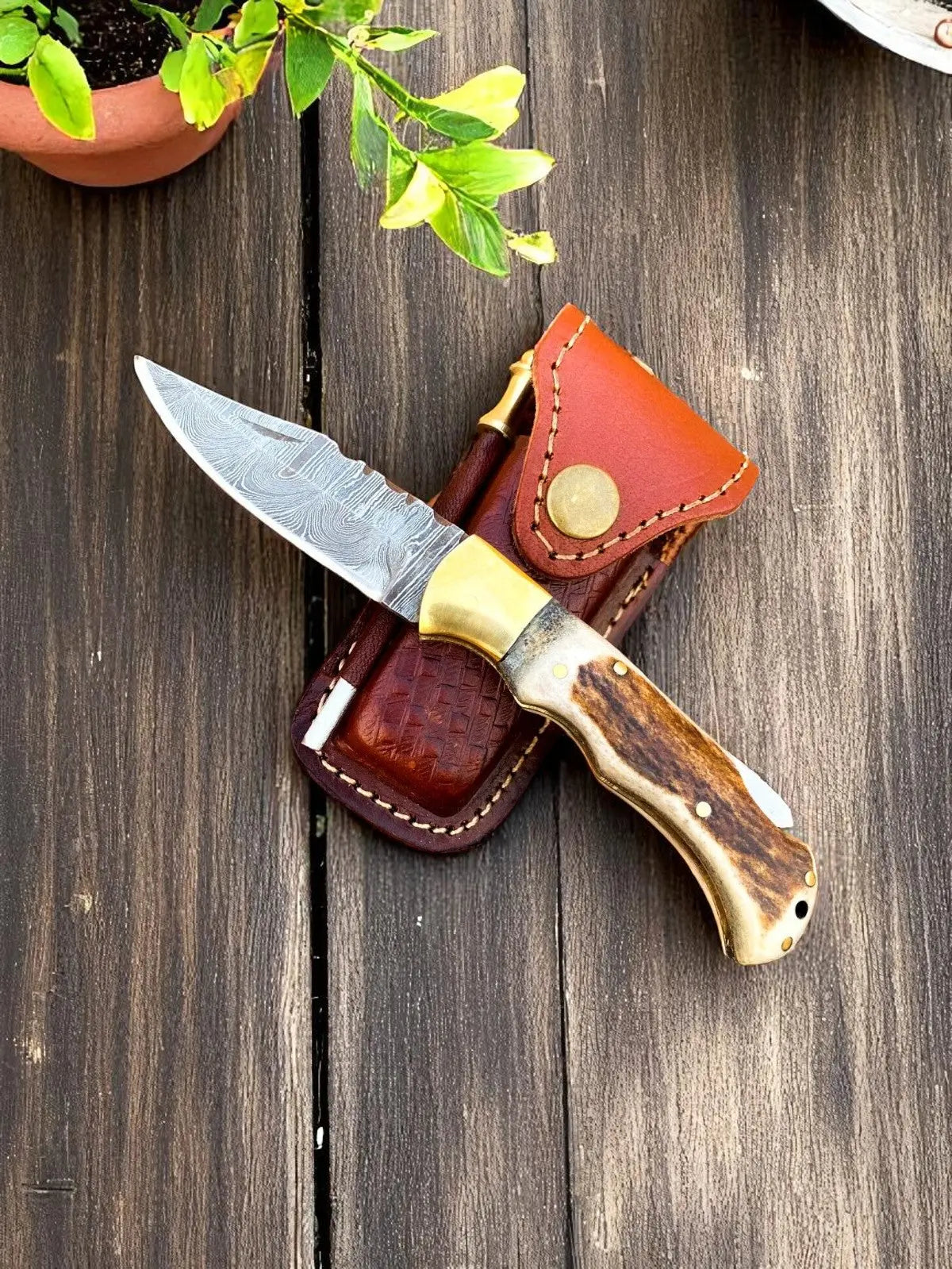Cowboy Pocket Knife | Antler Horn Handle with damascus blade by Damascus Knife Store, Damascus knife detail photo 2