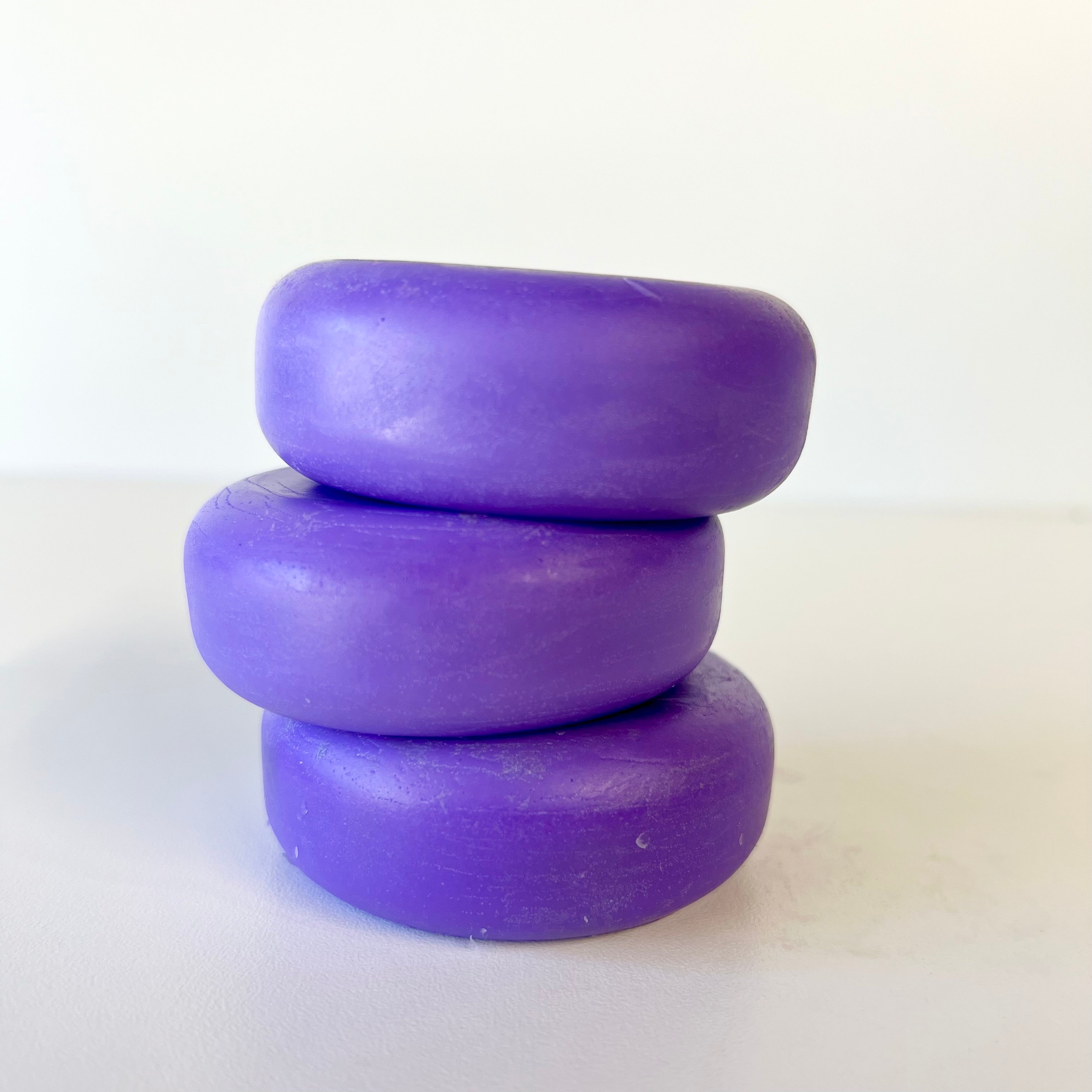 Lavender Harvest conditioner bar by Farmhouse Lather for smooth soft plastic free hair care