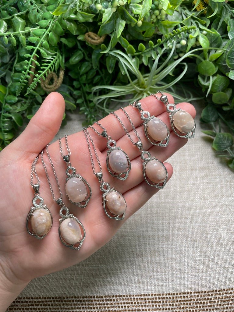 Flower Agate Necklace