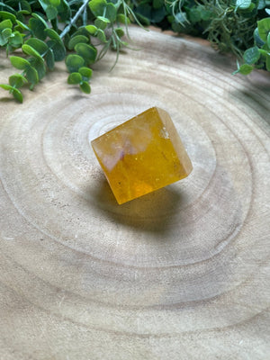 Fluorite Cube (chipped)