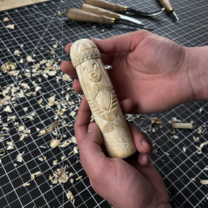 Hand-Carved Freyja Statue – 14 cm (5.7 inch) Wooden Norse Goddess Altar Figurine