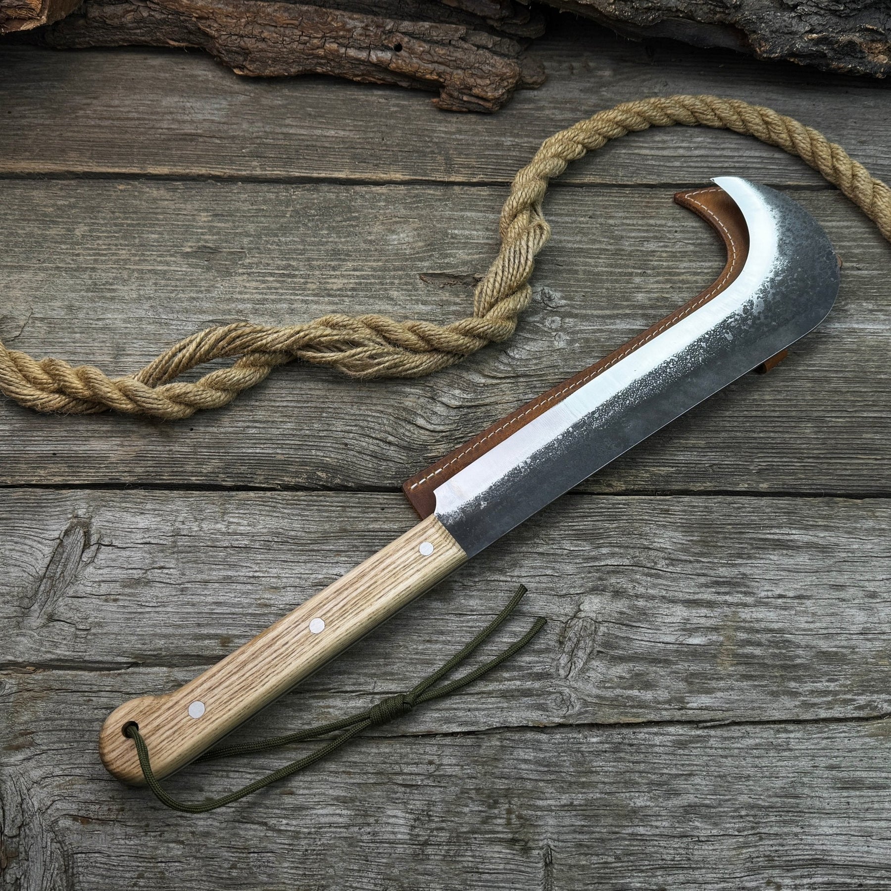 Hand-Forged Bushcraft Knife, 27 cm (10.6 inches)