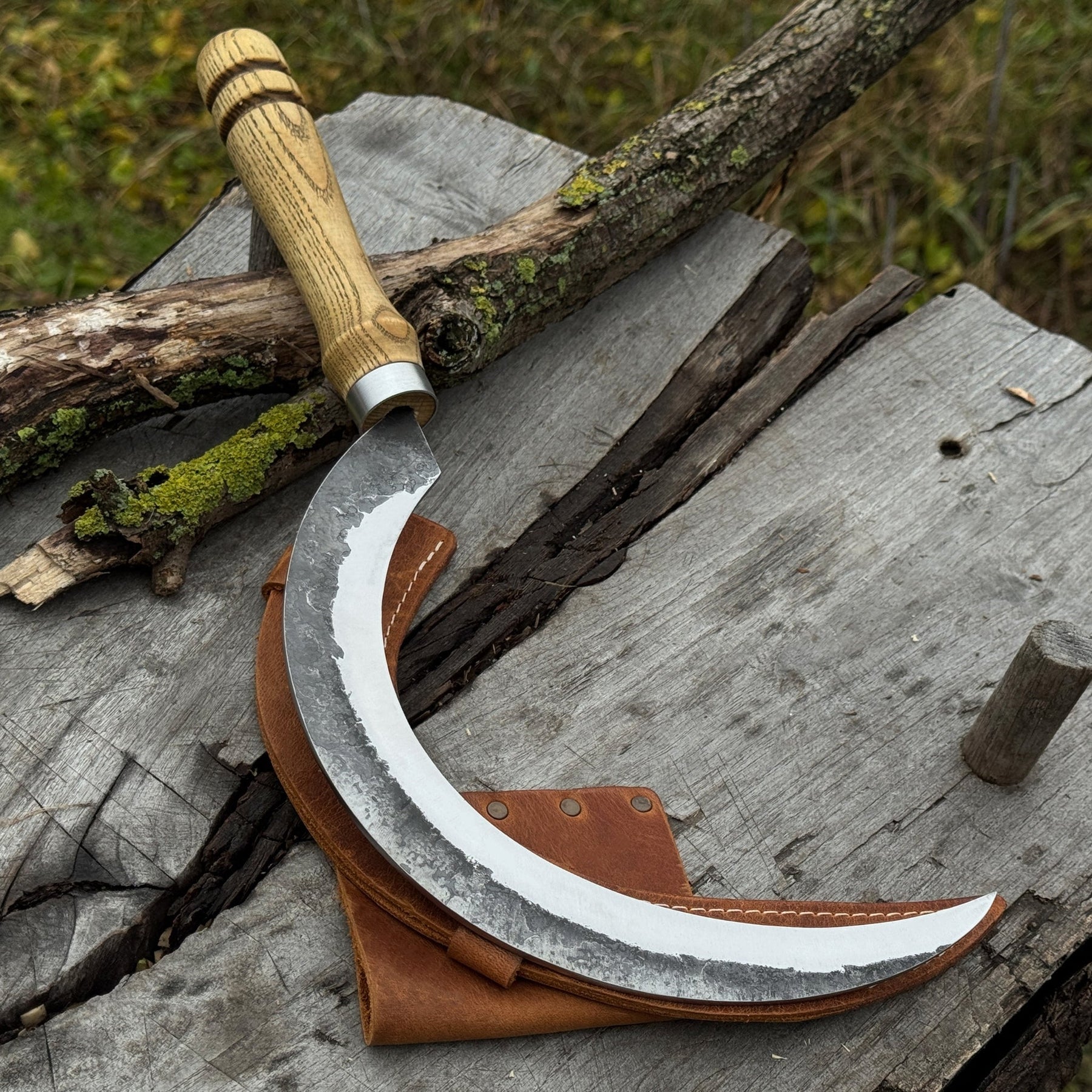 Hand-Forged Large Sickle, ⌀19 cm (7.5 inches) Blade, Leather Belt Attachment