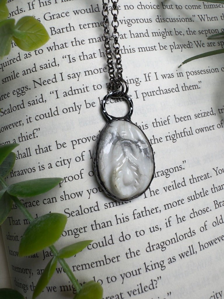 Howlite Yoni Necklace