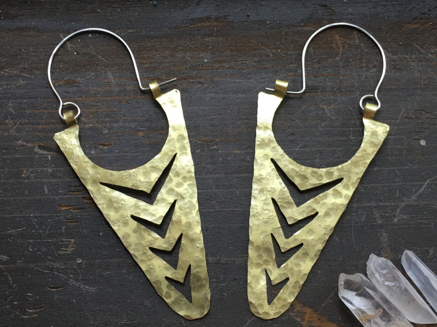 La Fletcha hoop earrings, metalwork arrow hoops, geometric jewelry, sculptural earrings