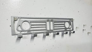 BMW 2002 Grill Keychain Rack – Classic Euro Steel Wall Mounted Organizer