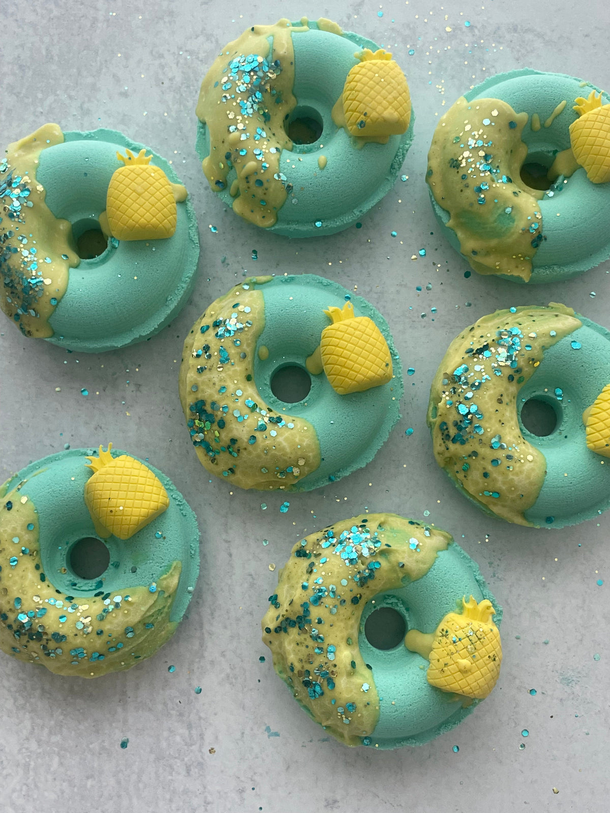ARTISAN BATH BOMB