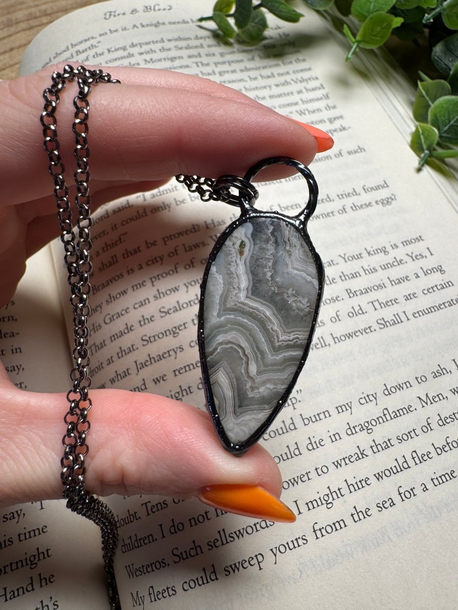 Lace Agate Necklace