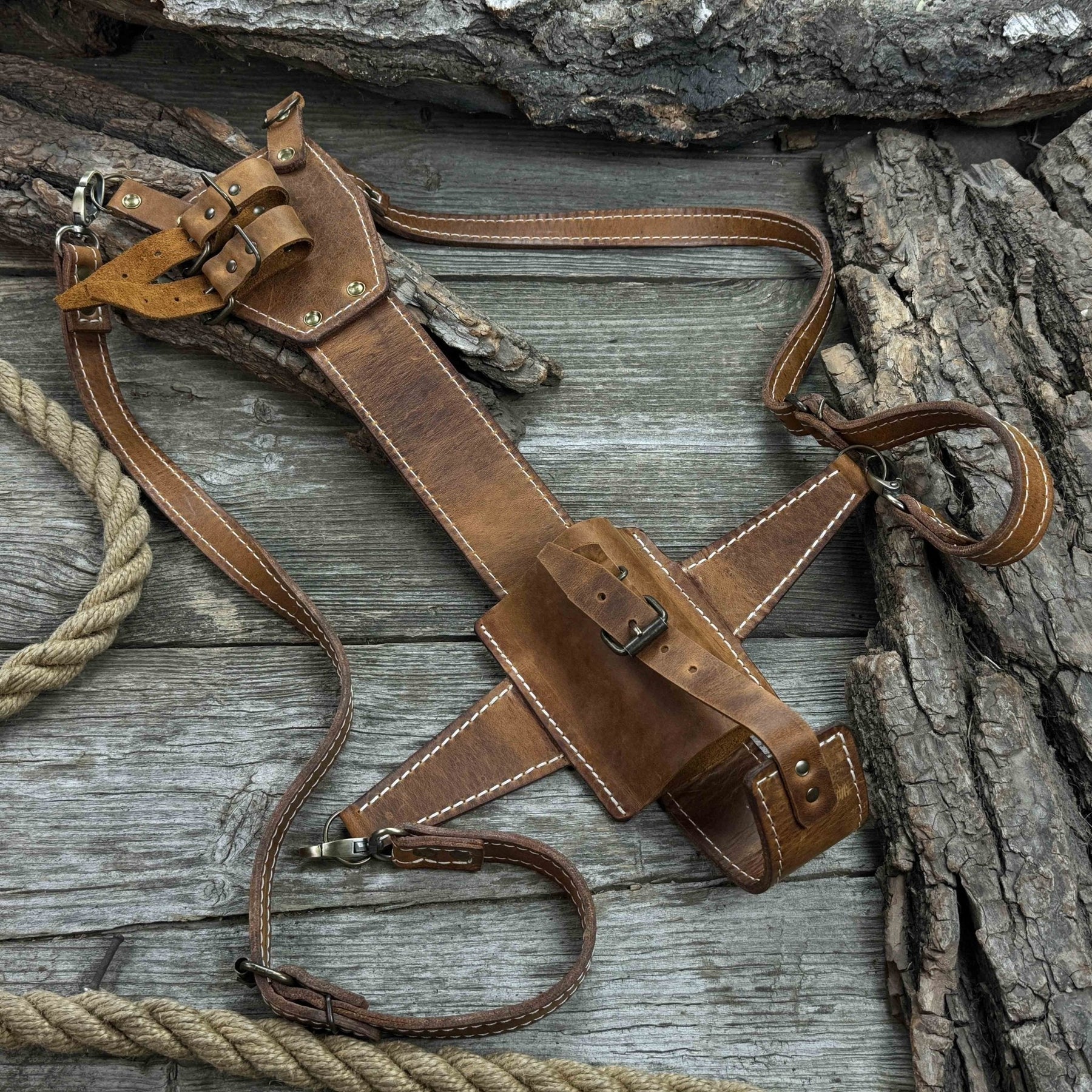 Leather Axe Case with Adjustable Straps
