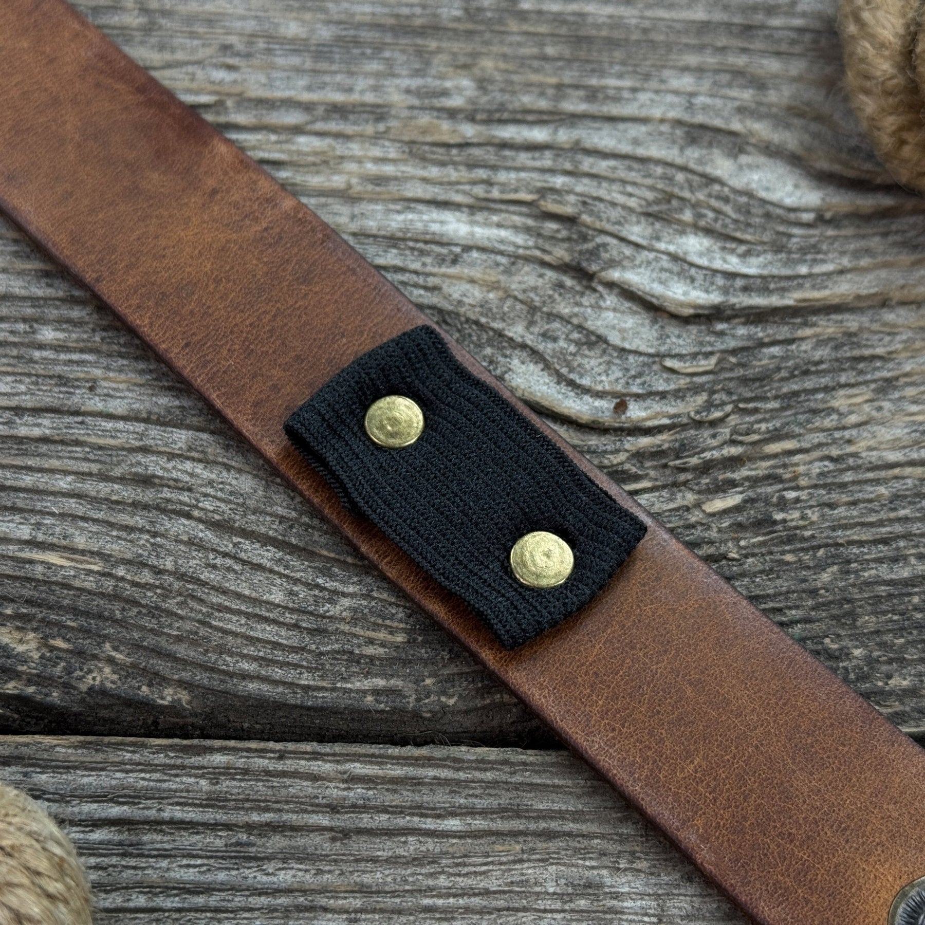 Leather Wrist Pencil Mount – 23.5 cm (9.25 inches)