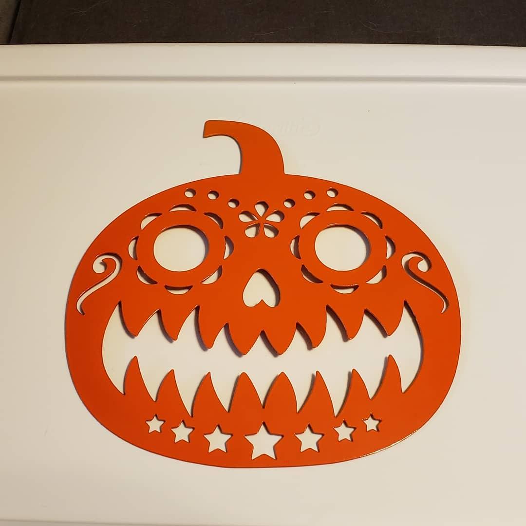 Sugar Skull Jack-o’-Lantern Wall Art – Day of the Dead Halloween Decor – Plasma Cut 14ga Steel Pumpkin Sign – 12x12 Inch Outdoor Decoration