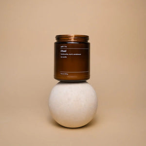 Ritual by gold + ivy, scented candle detail photo 2