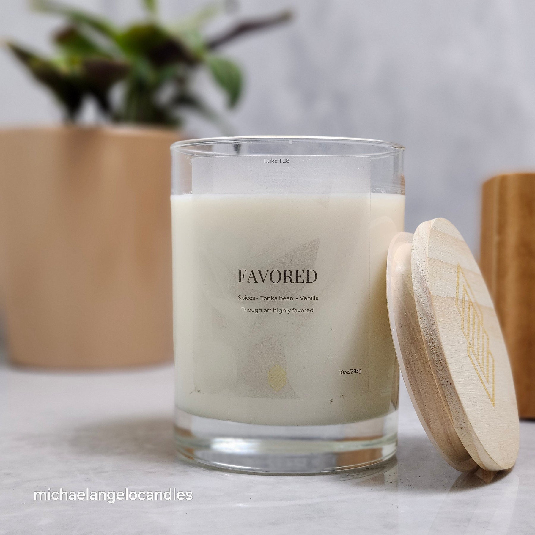 Favored - Soy Wax Candle 11oz with Lid by Michaelangelocandles, scented candle detail photo 4