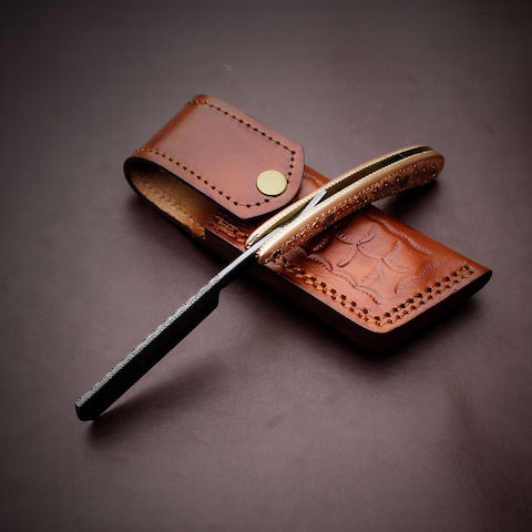 Handmade Damascus Steel Straight Folding Razor — Engrave Brass Handle