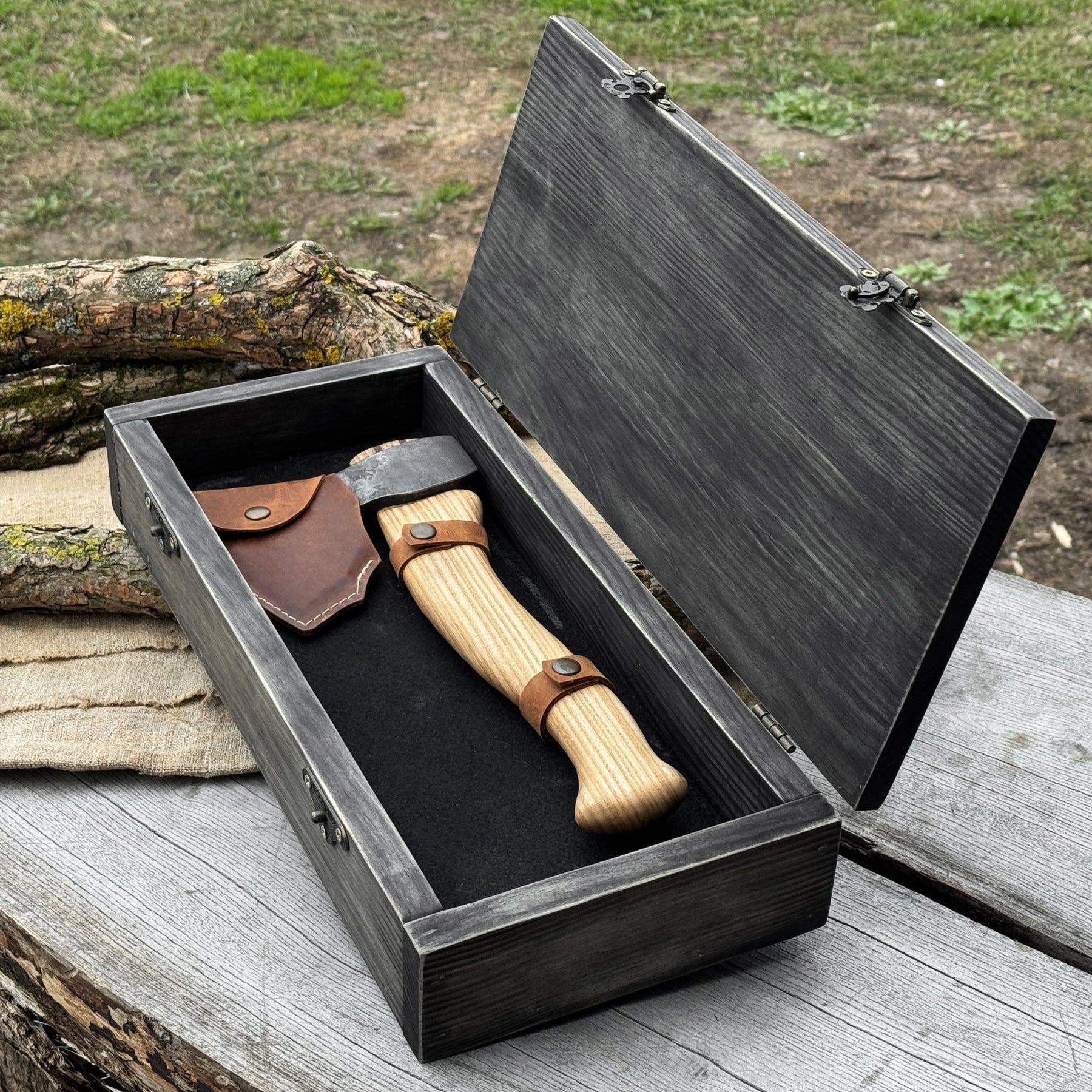 Small Carving Axe, 0.66 kg (1.46 lb) with Wooden Gift Box