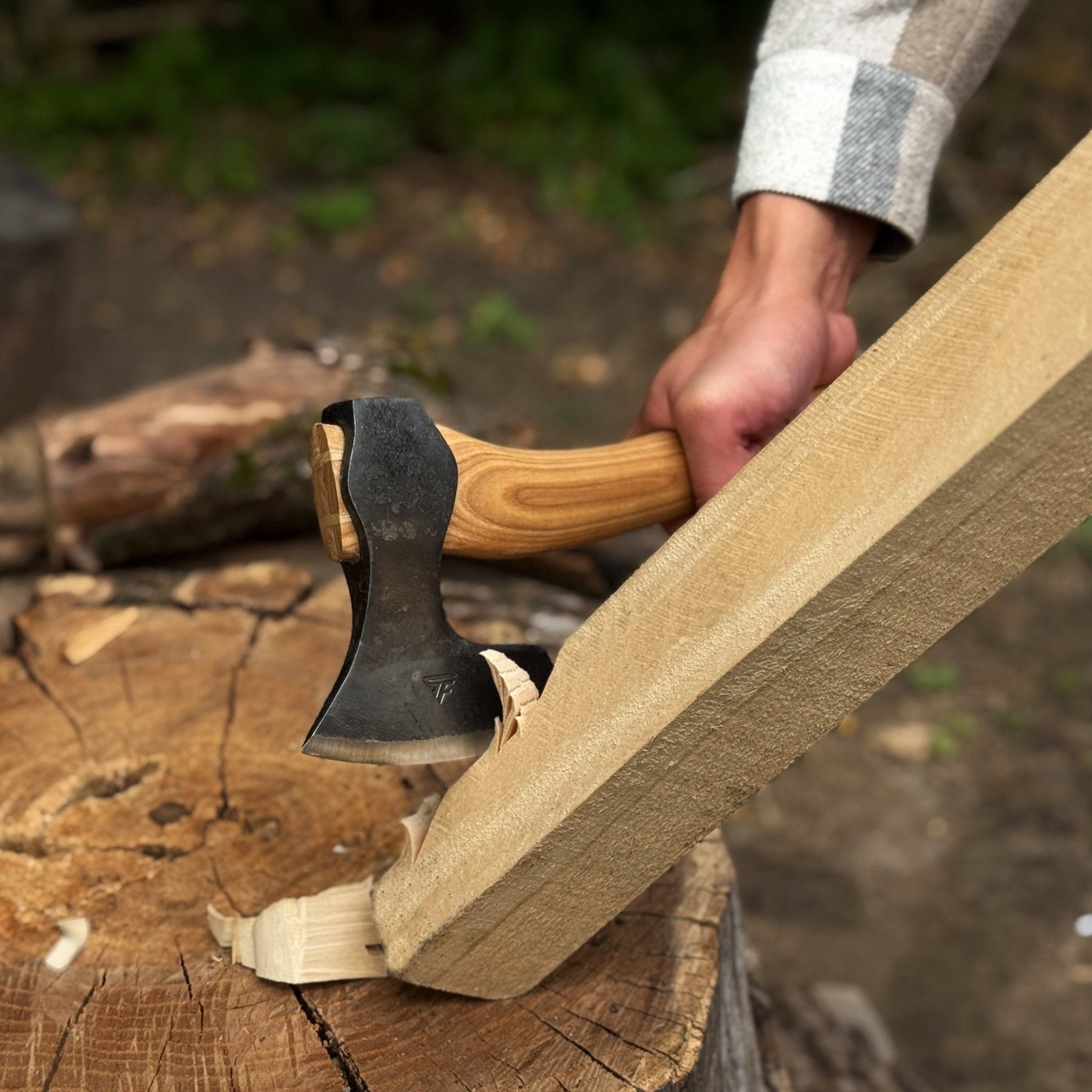 Small Carving Axe, 650 g (1.43 lb)