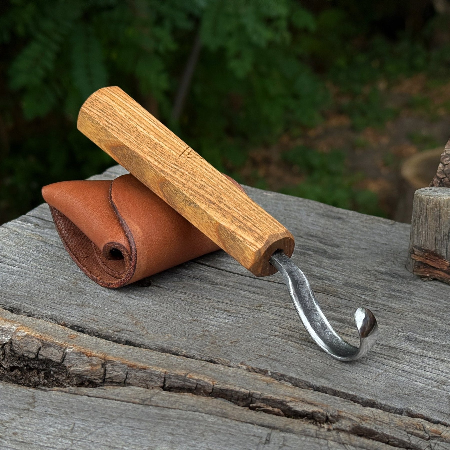 Spoon Carving Hook Knife with Leather Sheath, Blade 5.5 cm (2.17 inches)