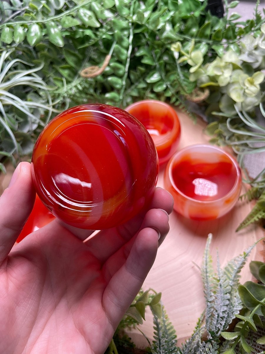Synthetic Carnelian Bowl detail view by Copper Ashes