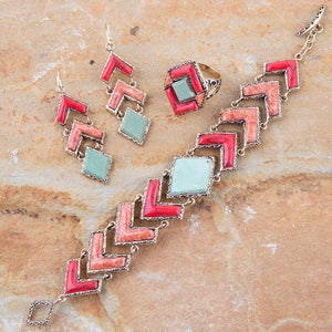 Green Turquoise and Coral Tapestry Golden Link Bracelet