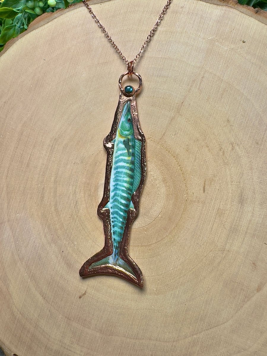 Wahoo and Labradorite Necklace