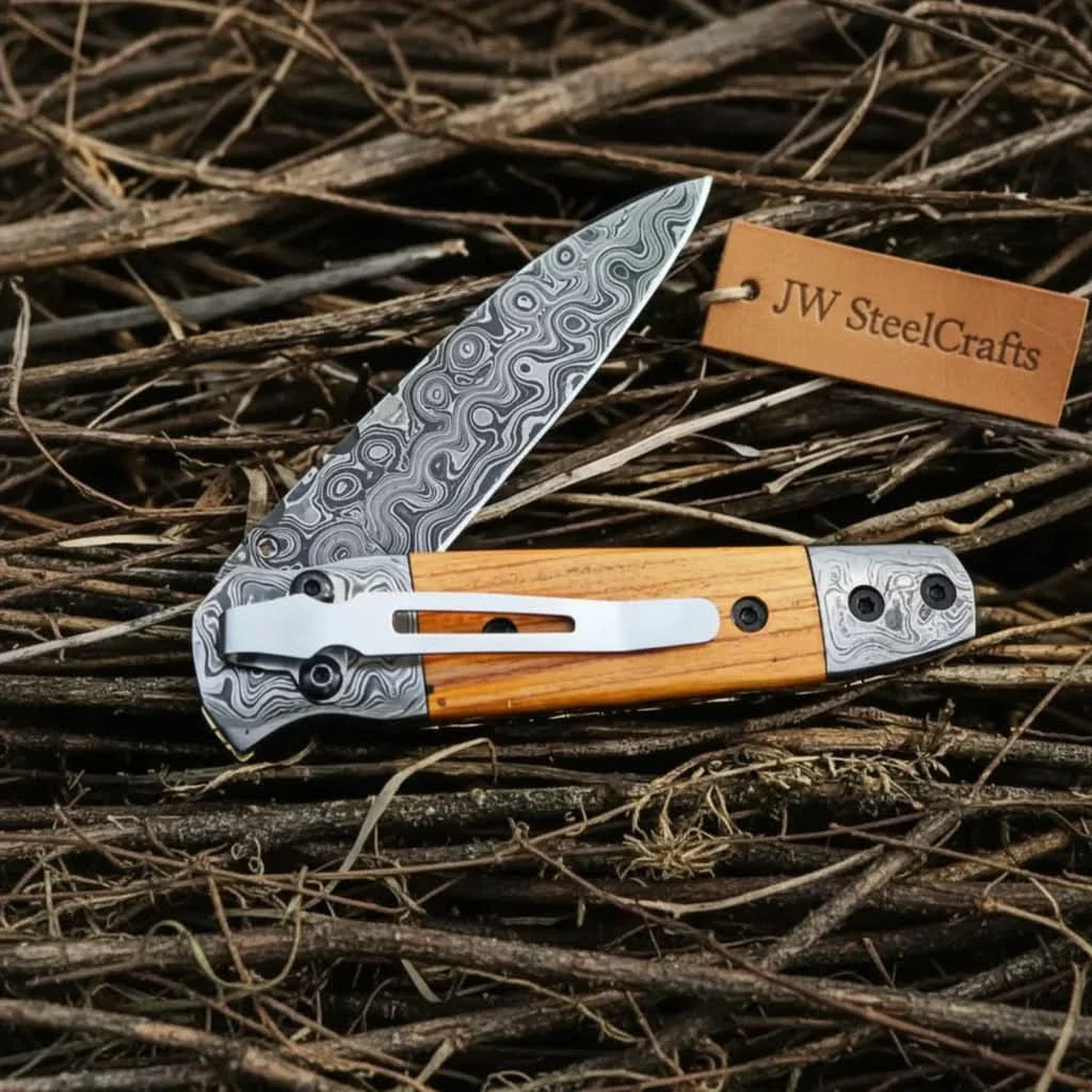 Damascus Steel Folding Knife — Olive Wood Handle, Damascus Bolsters, Liner Lock & Wave Pattern Blade